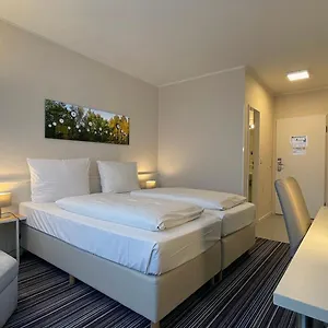 Astra 3* Düsseldorf